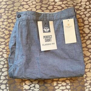NWT DOCKERS perfect short classic fit